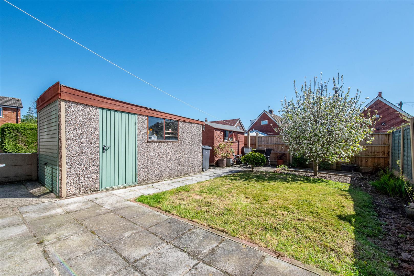 3 bed property in Grenville Avenue, Preston
